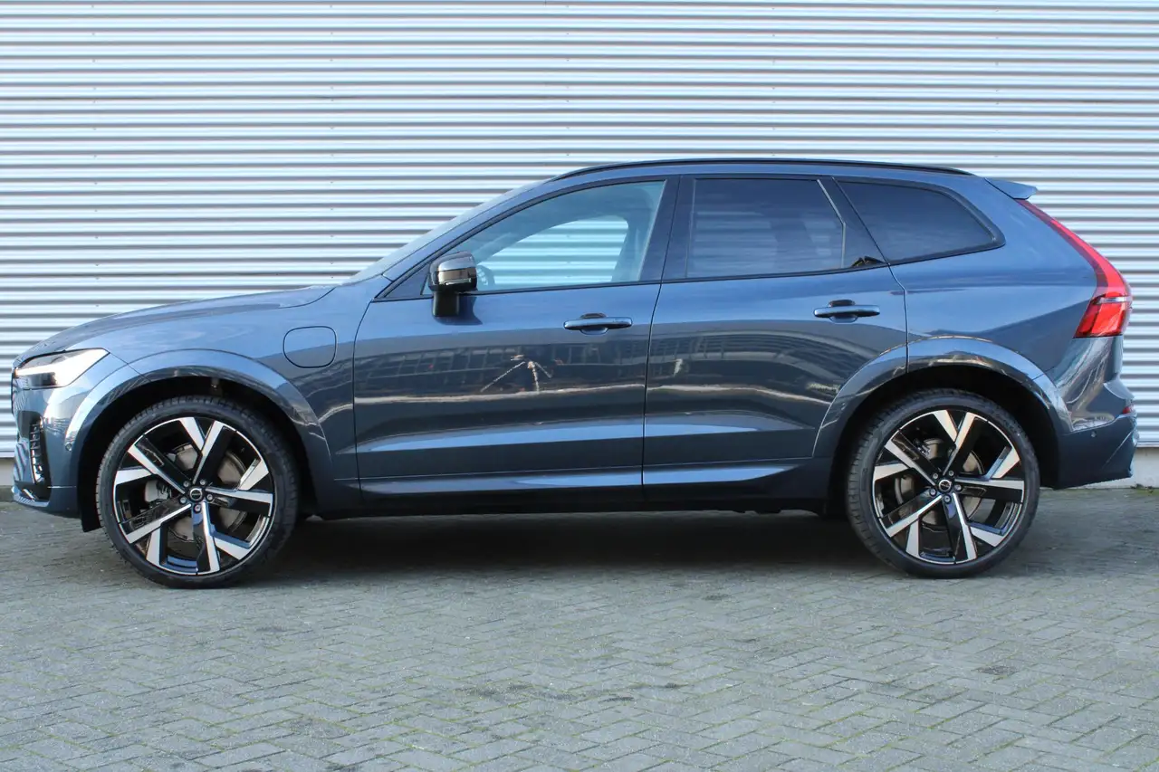 Volvo XC60 2026 — фото 6