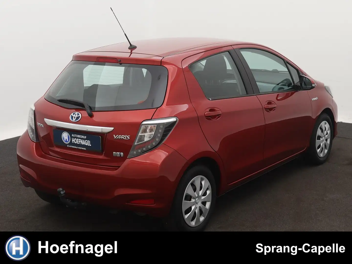 Toyota Yaris 1.5 Full Hybrid Aspiration | Camera | Trekhaak | B Rood - 2