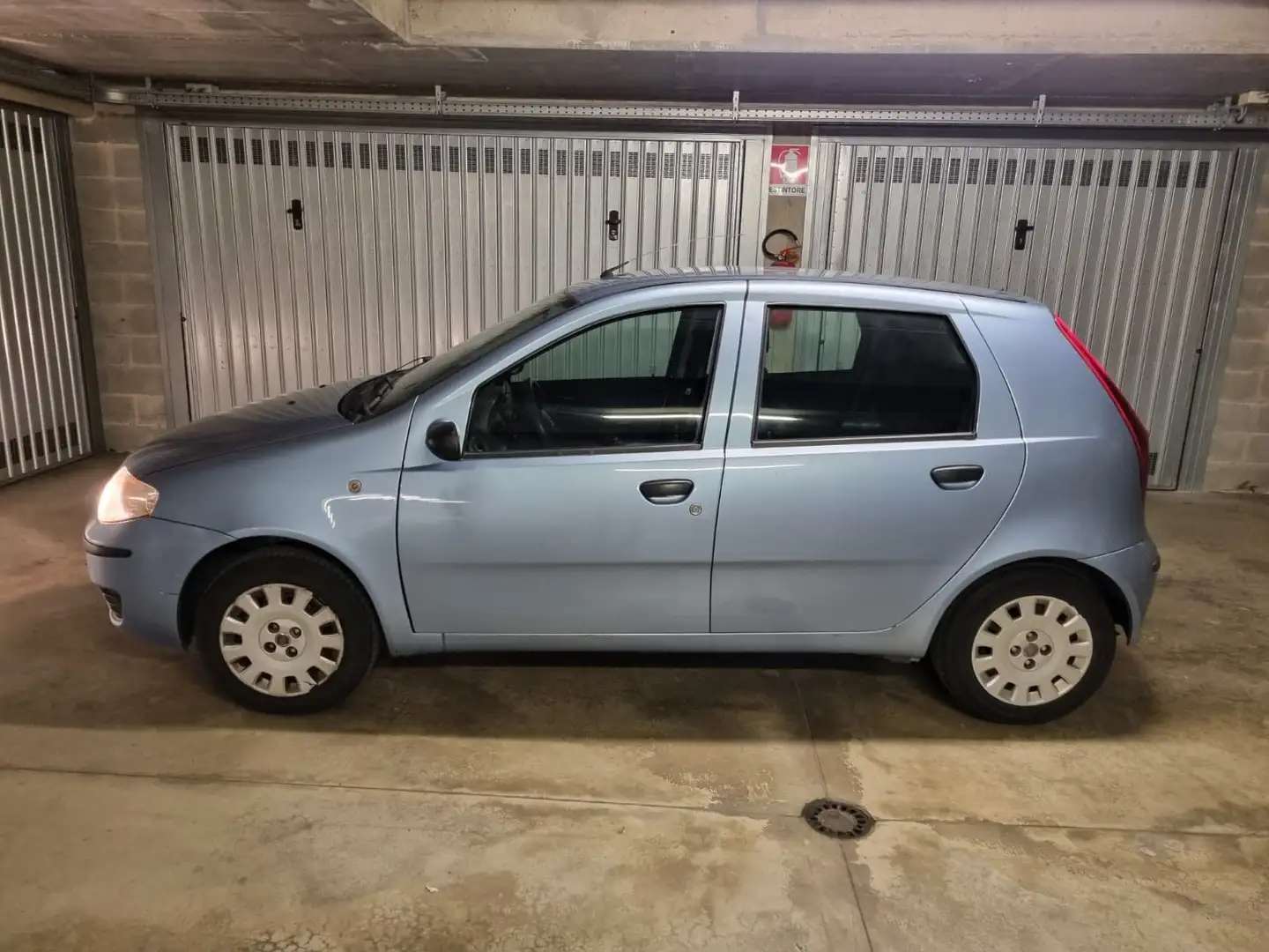 Fiat Punto 5p 1.2 Classic Active - 1