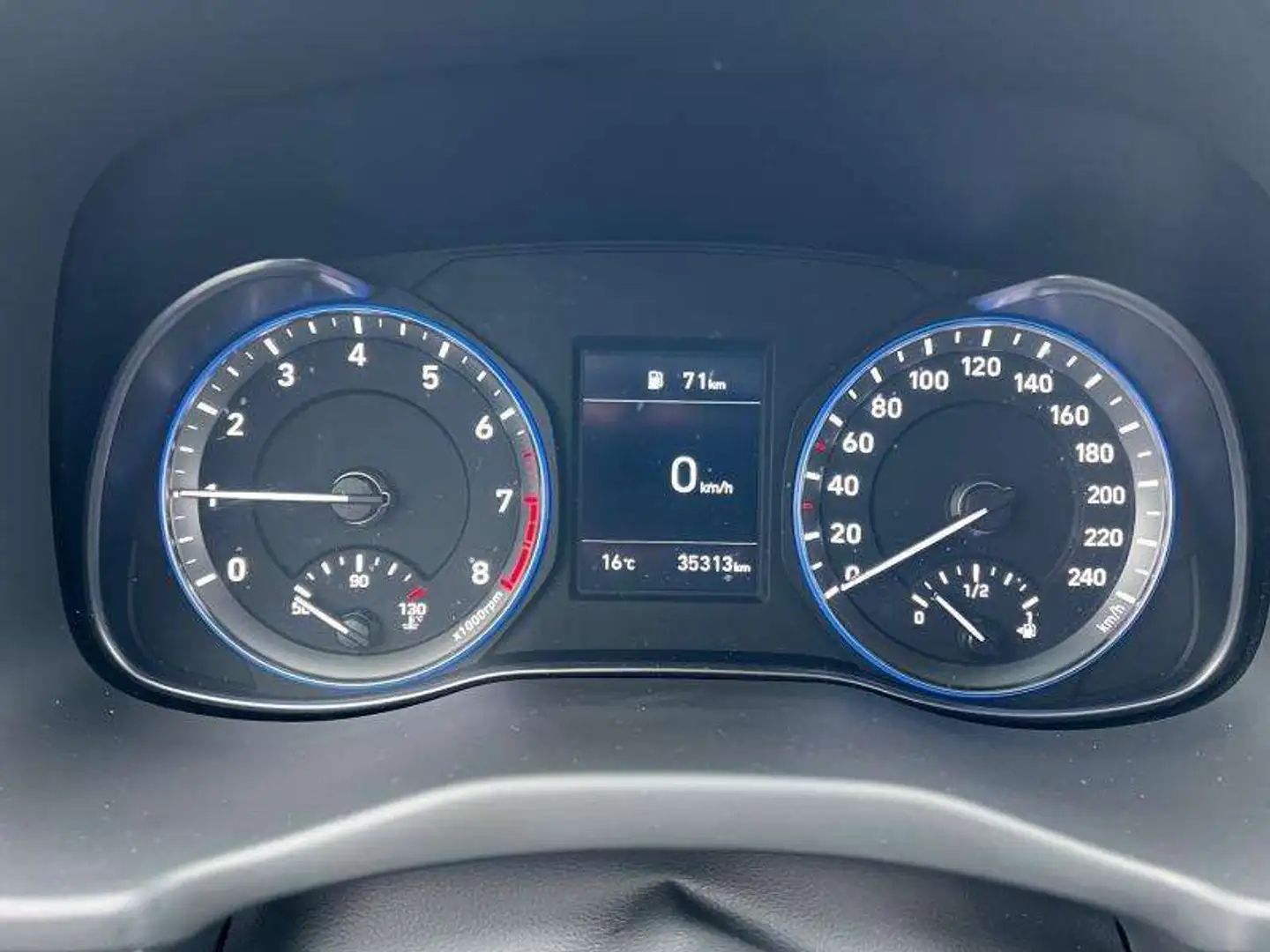 Hyundai KONA Twist Grijs - 2