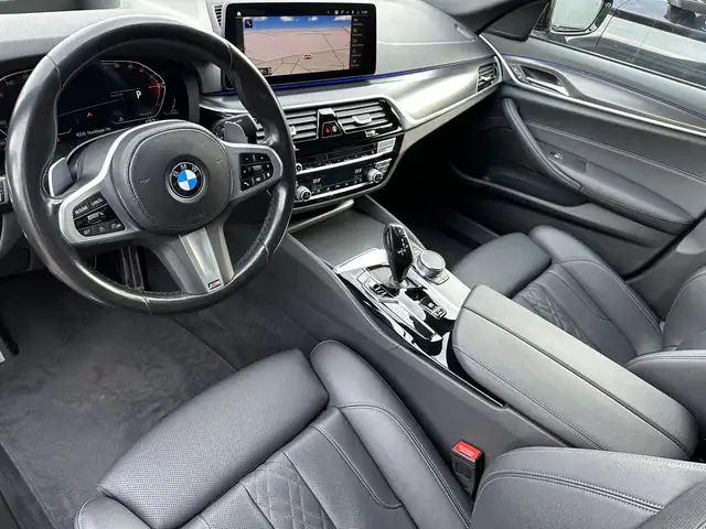 BMW M view 8