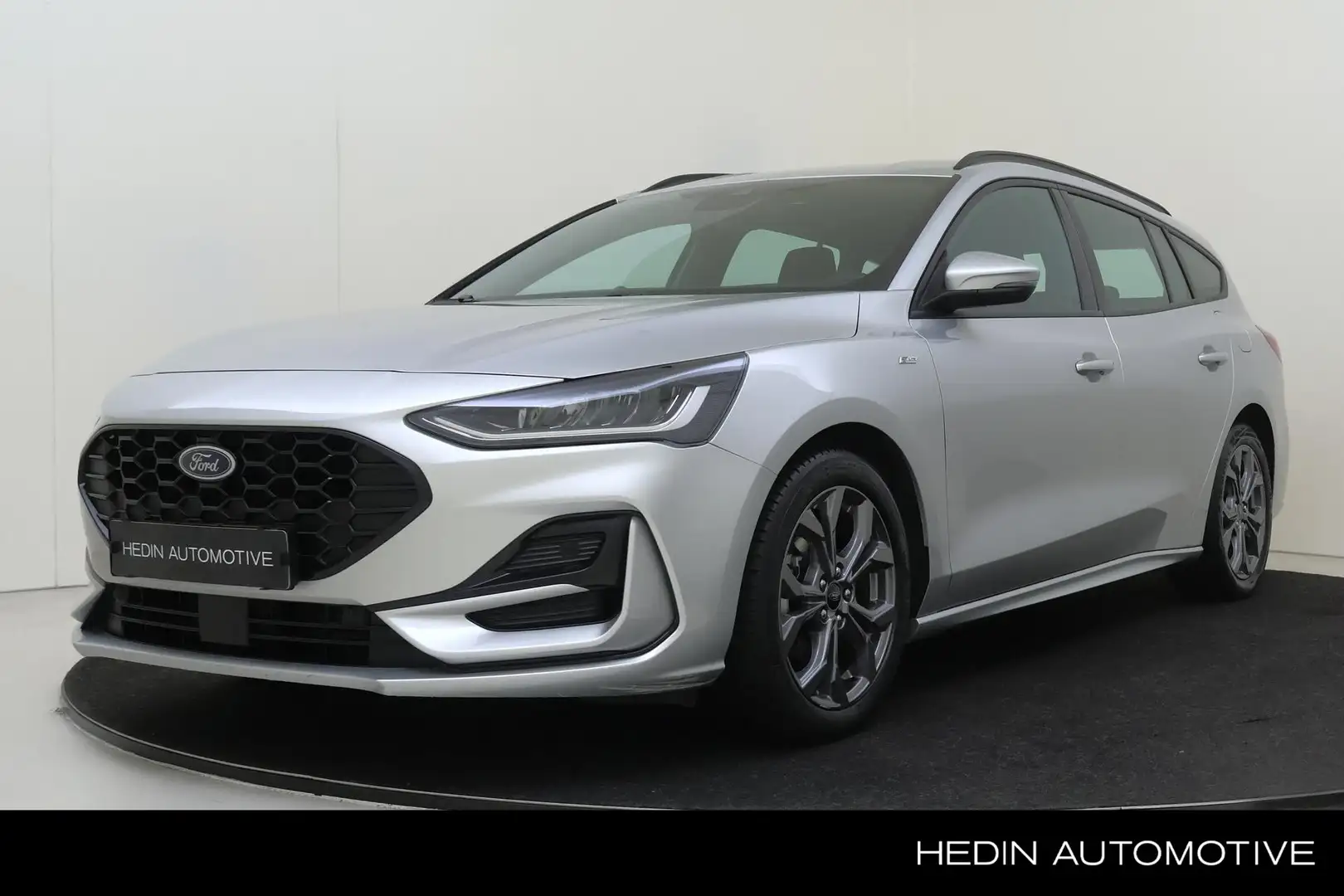 Ford Focus Wagon 1.0 EcoBoost Hybrid ST Line | Automaat Grijs - 1