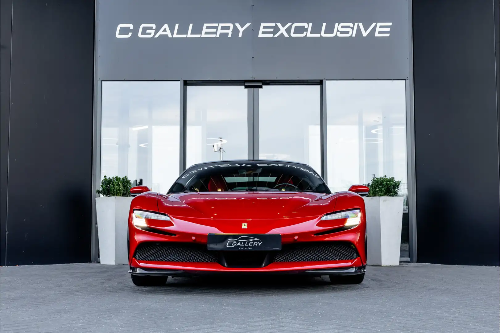 Ferrari SF90 Stradale 4.0 V8 - Origineel NL | Rosso Formula 1 | Lift | C Rot - 2