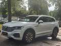 Volkswagen Touareg 3.0 V6 eHybrid 4MOTION Panorama Weiß - thumbnail 3