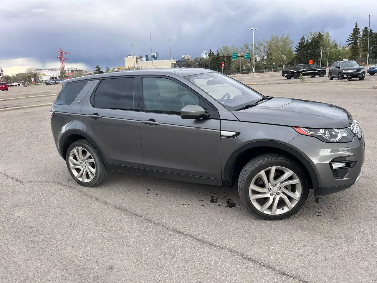 Land Rover Discovery Sport снимка Land Rover Discovery Sport