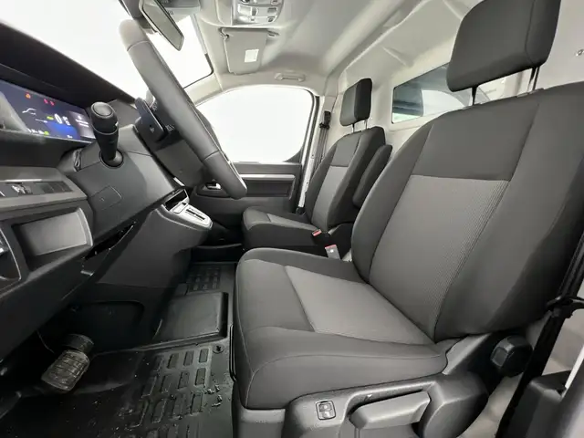 Opel Vivaro-E view 7