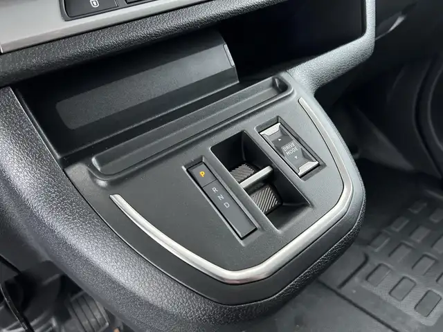 Opel Vivaro-E view 14