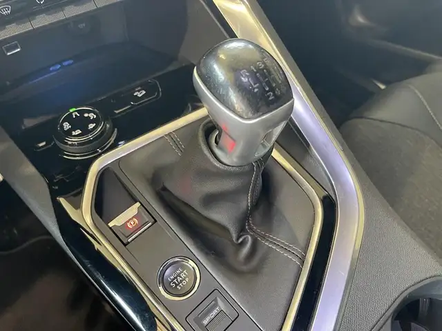 Peugeot 3008 view 12