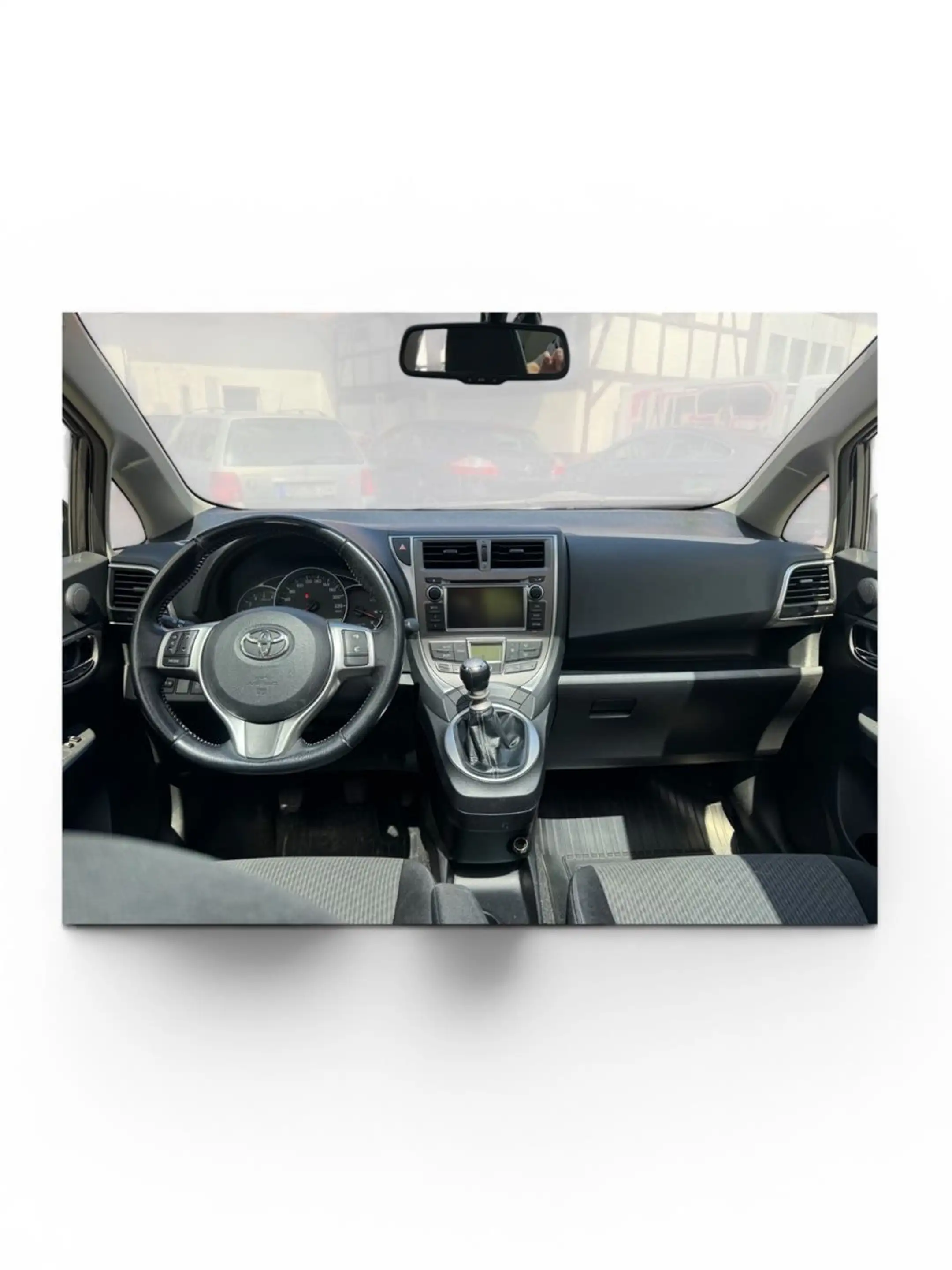 Toyota Verso-S 1,4-l-D-4D Club — photo 10