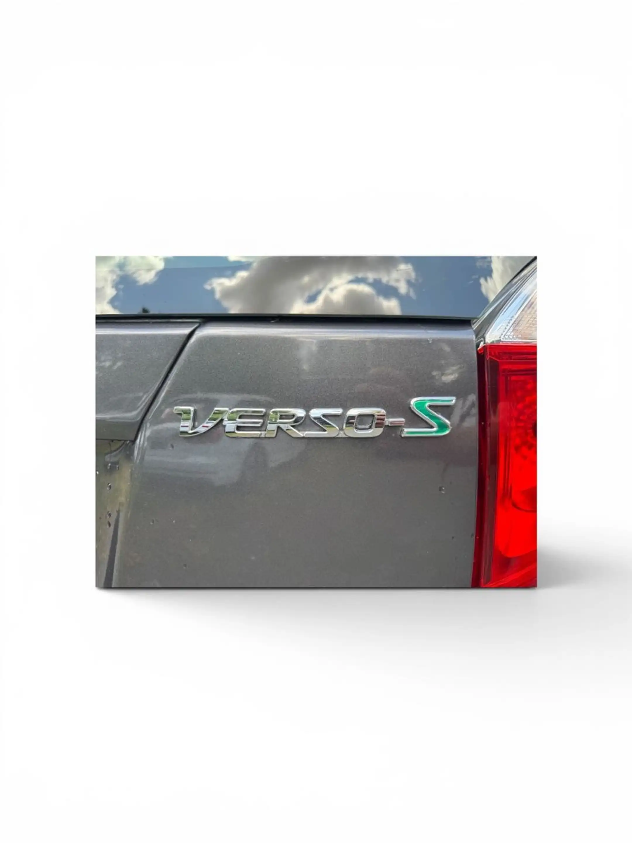 Toyota Verso-S 1,4-l-D-4D Club — photo 13