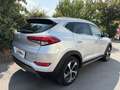 Hyundai TUCSON 2,0 CRDI 4WD Style *Extras* Servicebuch SR+WR Grau - thumbnail 3