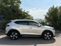 Hyundai TUCSON 2,0 CRDI 4WD Style *Extras* Servicebuch SR+WR Grau - thumbnail 2