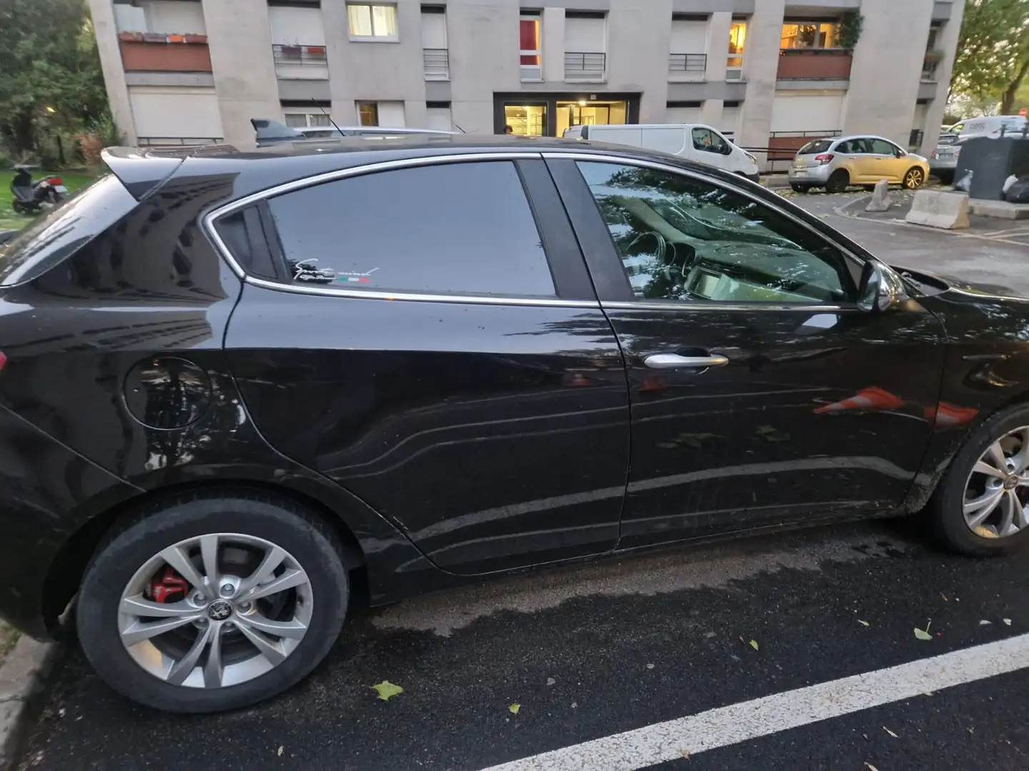 Alfa Romeo Giulietta GIULIETTA VPC 2.0 JTDM 140 CH S Black - 2