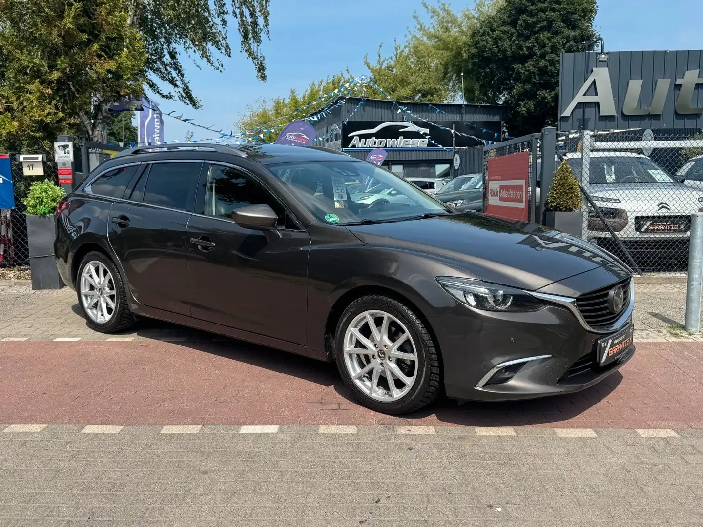 Mazda 6 Sports-Line 2.2CD*Aut*Leder*4x4*Navi*Bose*VOLL Grau - 1