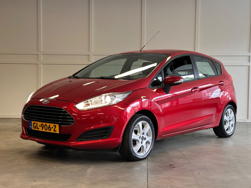 Ford Fiesta 2015 / 122.001 KM NaP / Cruise / Airco — photo 3