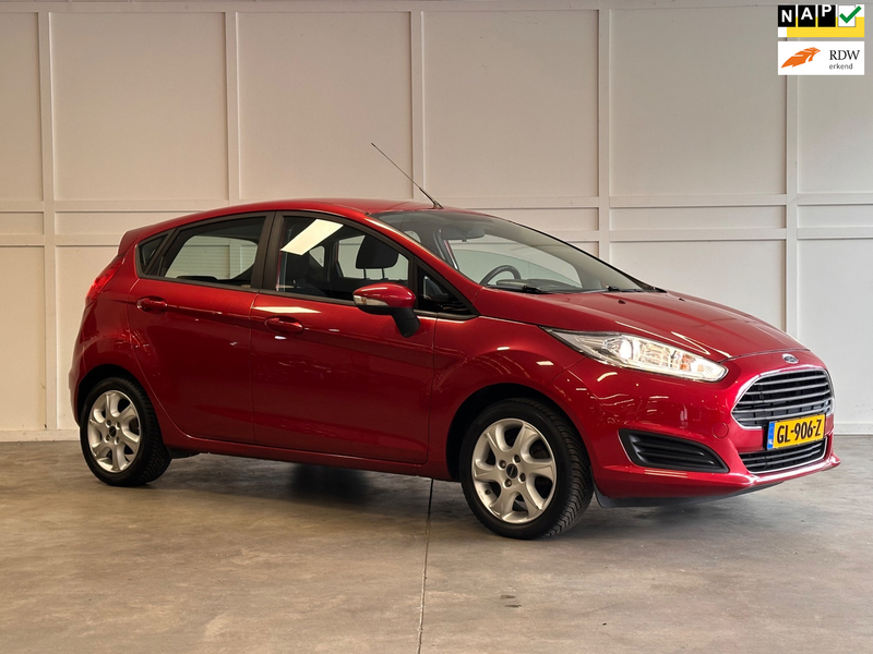 Ford Fiesta 2015 / 122.001 KM NaP / Cruise / Airco