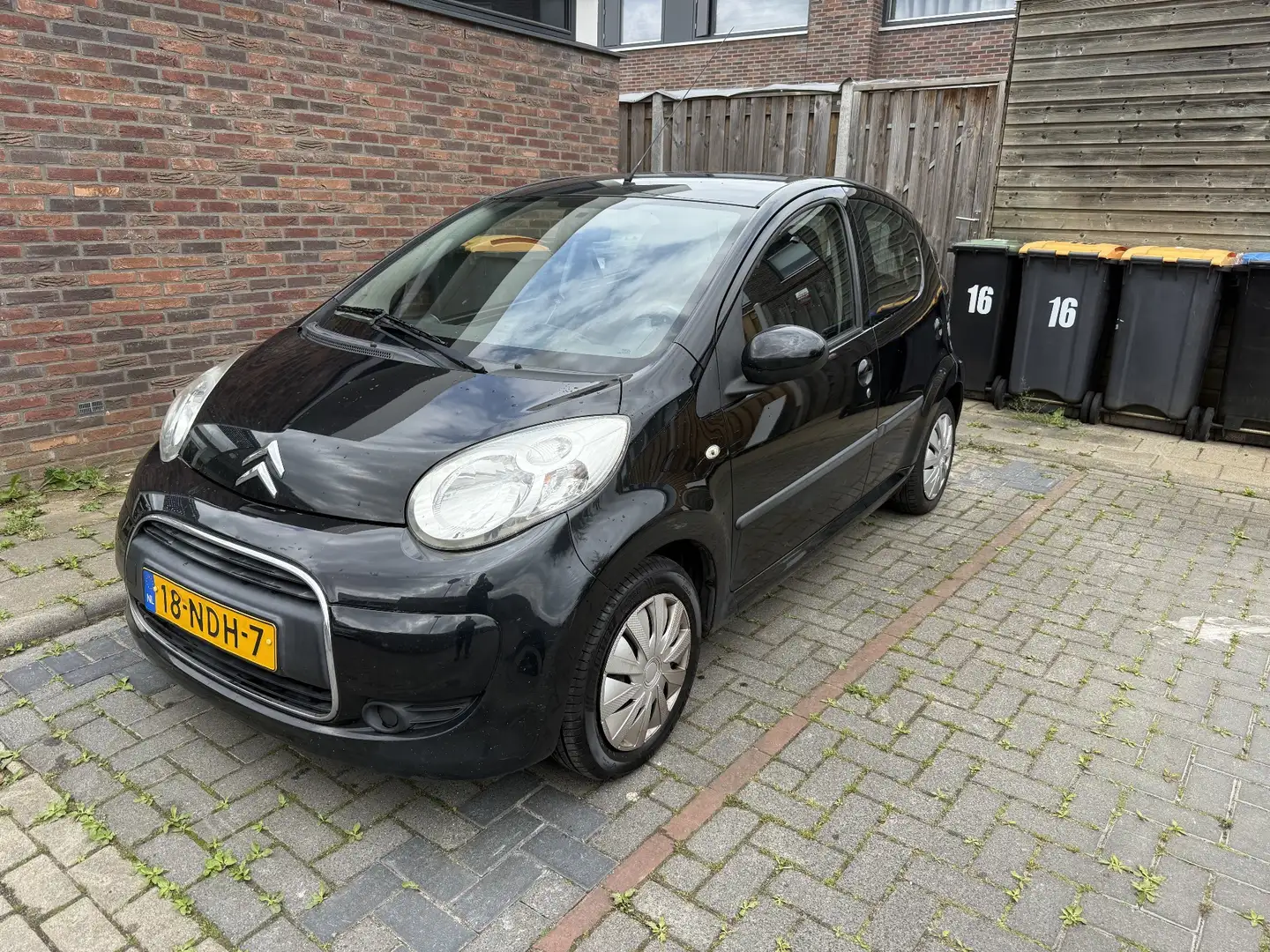 Citroen C1 1.0-12V Ambiance Zwart - 1