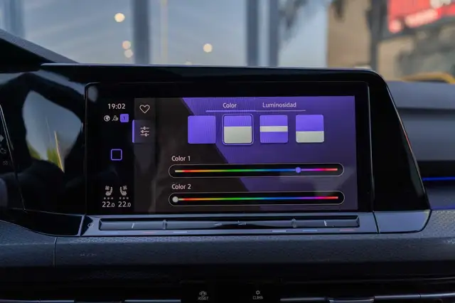 Volkswagen Golf view 13
