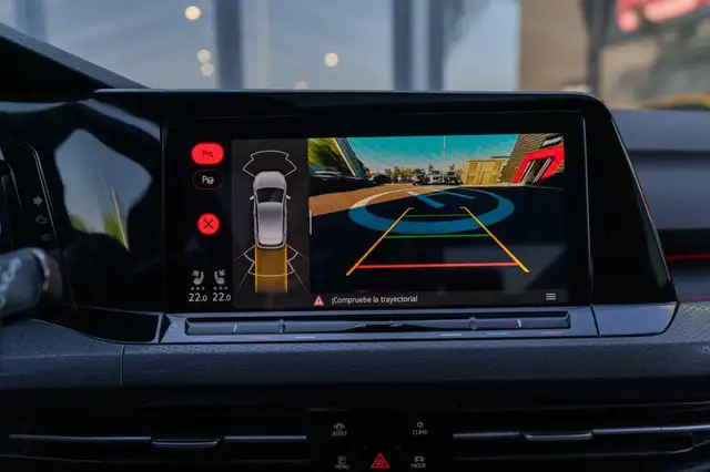 Volkswagen Golf view 14