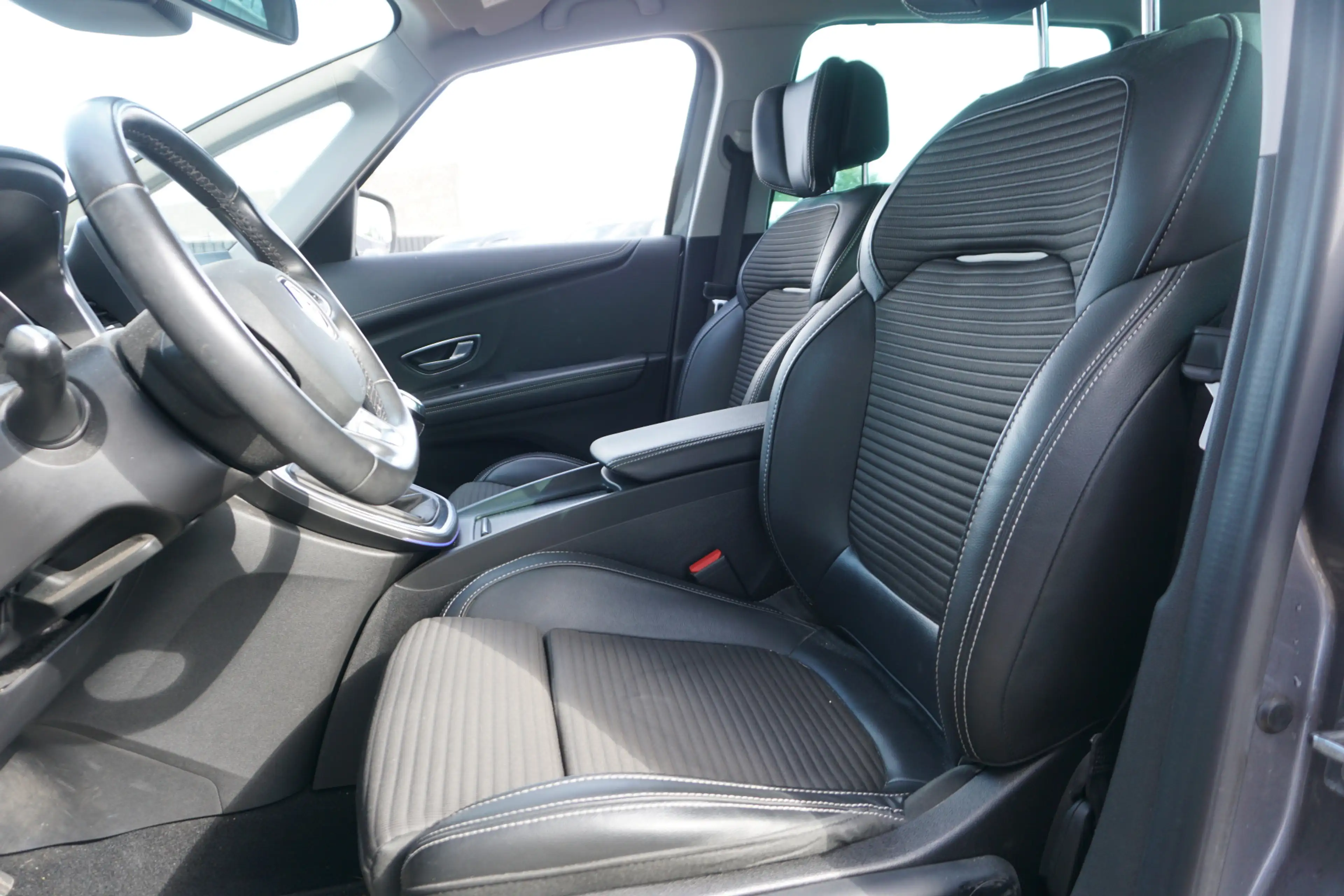 Renault Grand Scenic 1.2 TCe Bose 7p. | TREKHAAK | CAMERA | NL AUTO | — photo 5