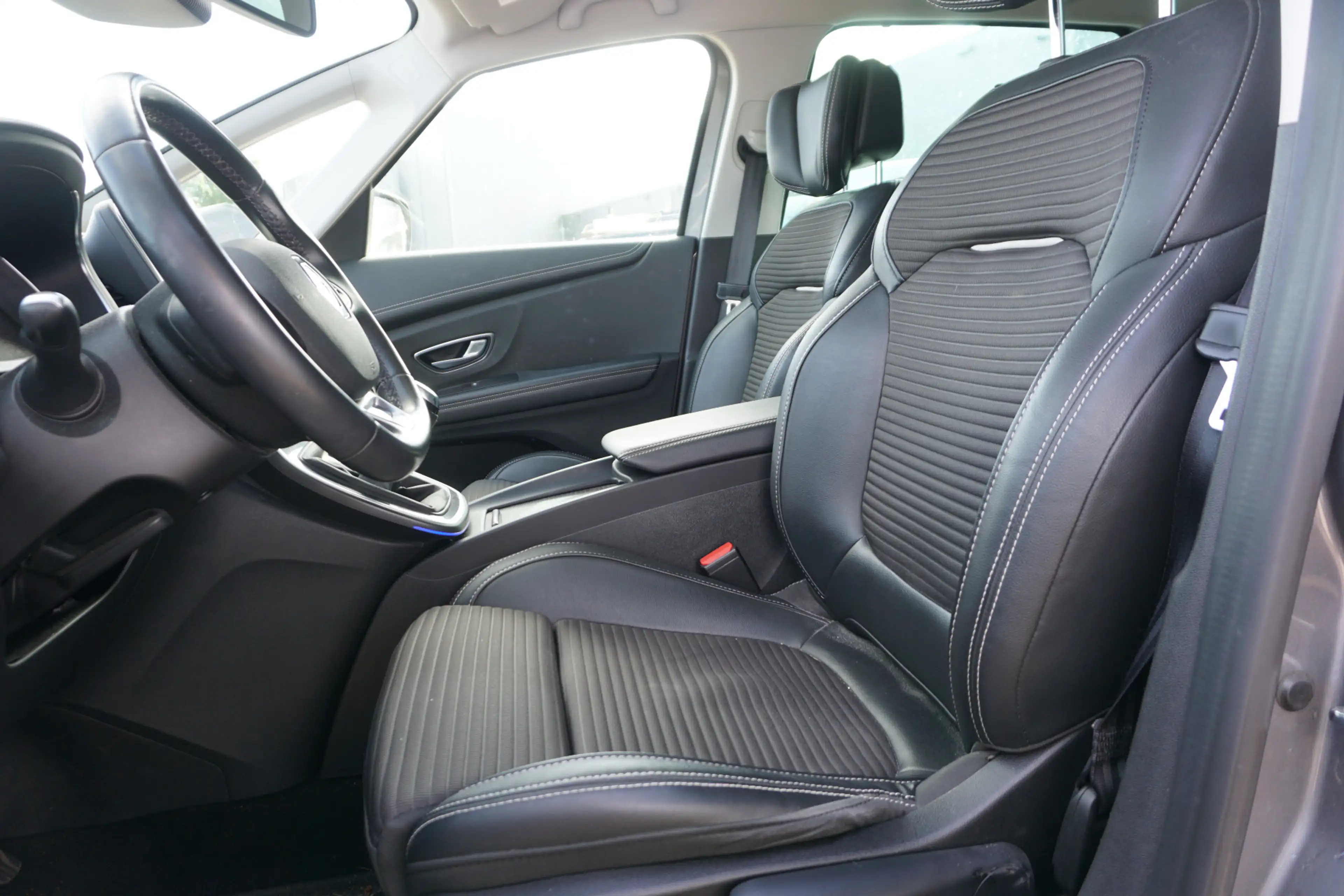 Renault Grand Scenic 1.2 TCe Bose 7p. | TREKHAAK | CAMERA | NL AUTO | — photo 19
