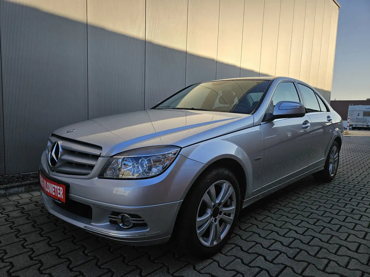 Mercedes-Benz C 200 184 PS, Klimaautom. SHZ, Scheckheft, Licht/Regens. Argento - 2
