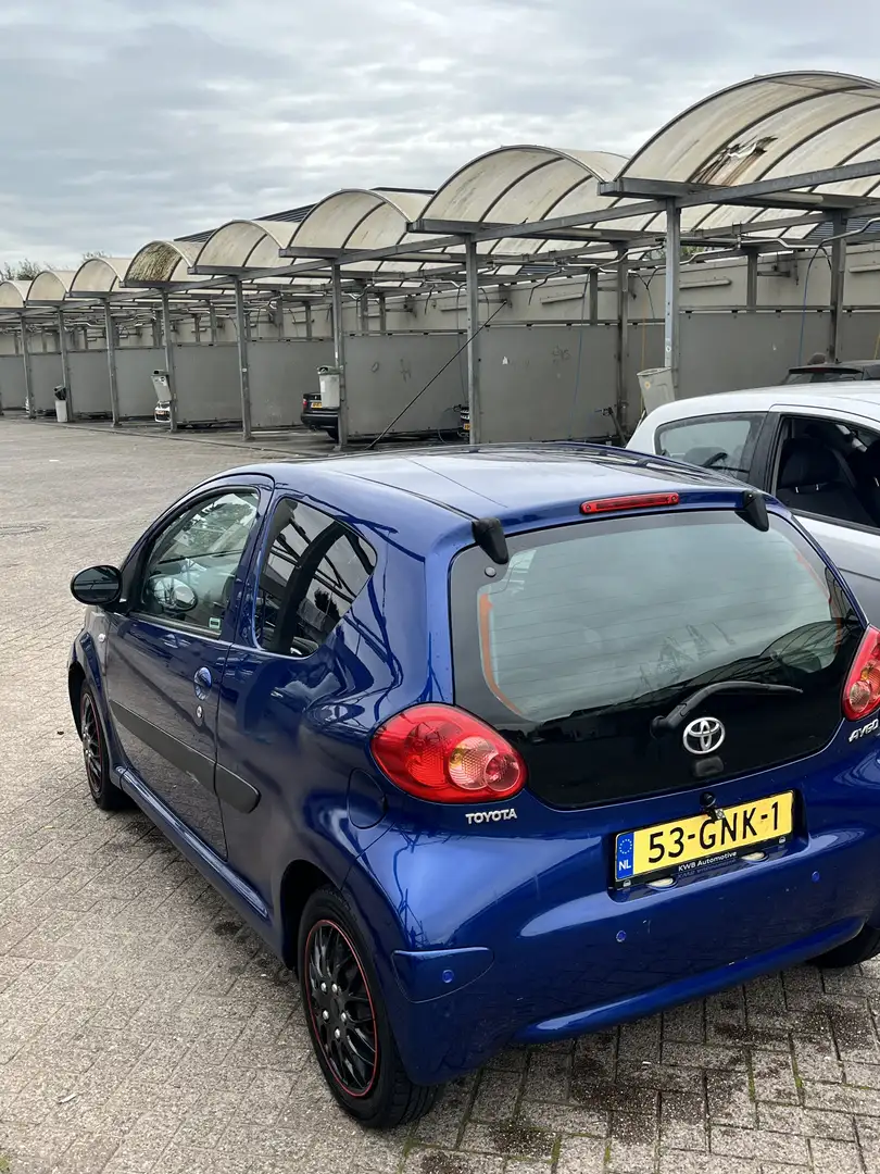 Toyota Aygo 1.0-12V + Blauw - 2