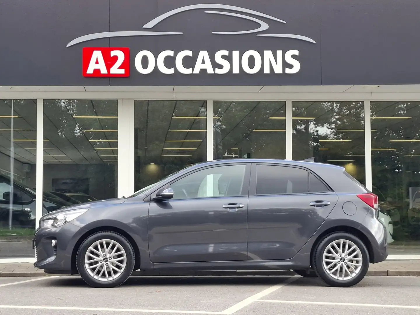 Kia Rio 1.2 (4 Cilinder) Navi/Camera/Bluetooth/Stoel en st Grijs - 2