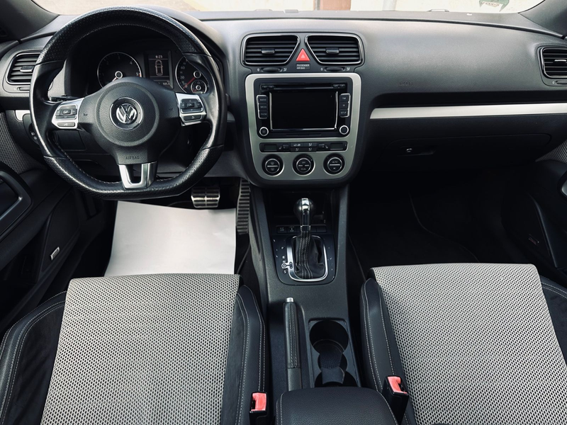 Volkswagen Scirocco 2.0 TDI Autom.*Xenon*Pano*Tempo*TÜV Neu — photo 11