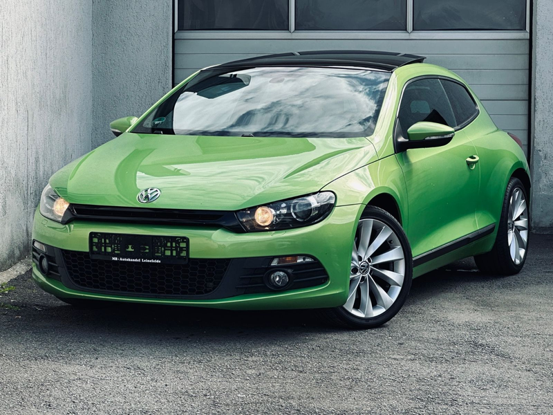 Volkswagen Scirocco 2.0 TDI Autom.*Xenon*Pano*Tempo*TÜV Neu
