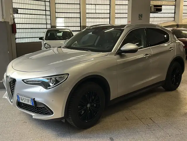 Alfa Romeo Stelvio view 2