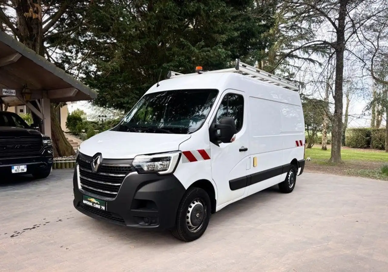 Renault Master FGN TRAC L2H2 BLUE DCI 135 GRAND CONFORT Moteur neuf échange standard TVA RÉCUPÉRABLE -13 326 HT — photo 1 of 5