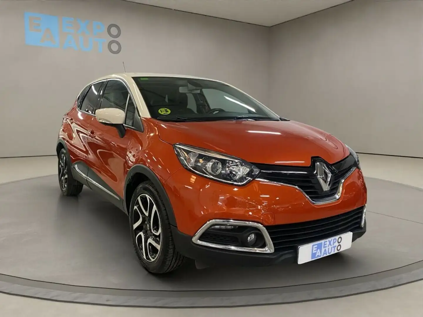 Renault Captur 1.5dCi Zen eco2 EDC 90 Orange - 1