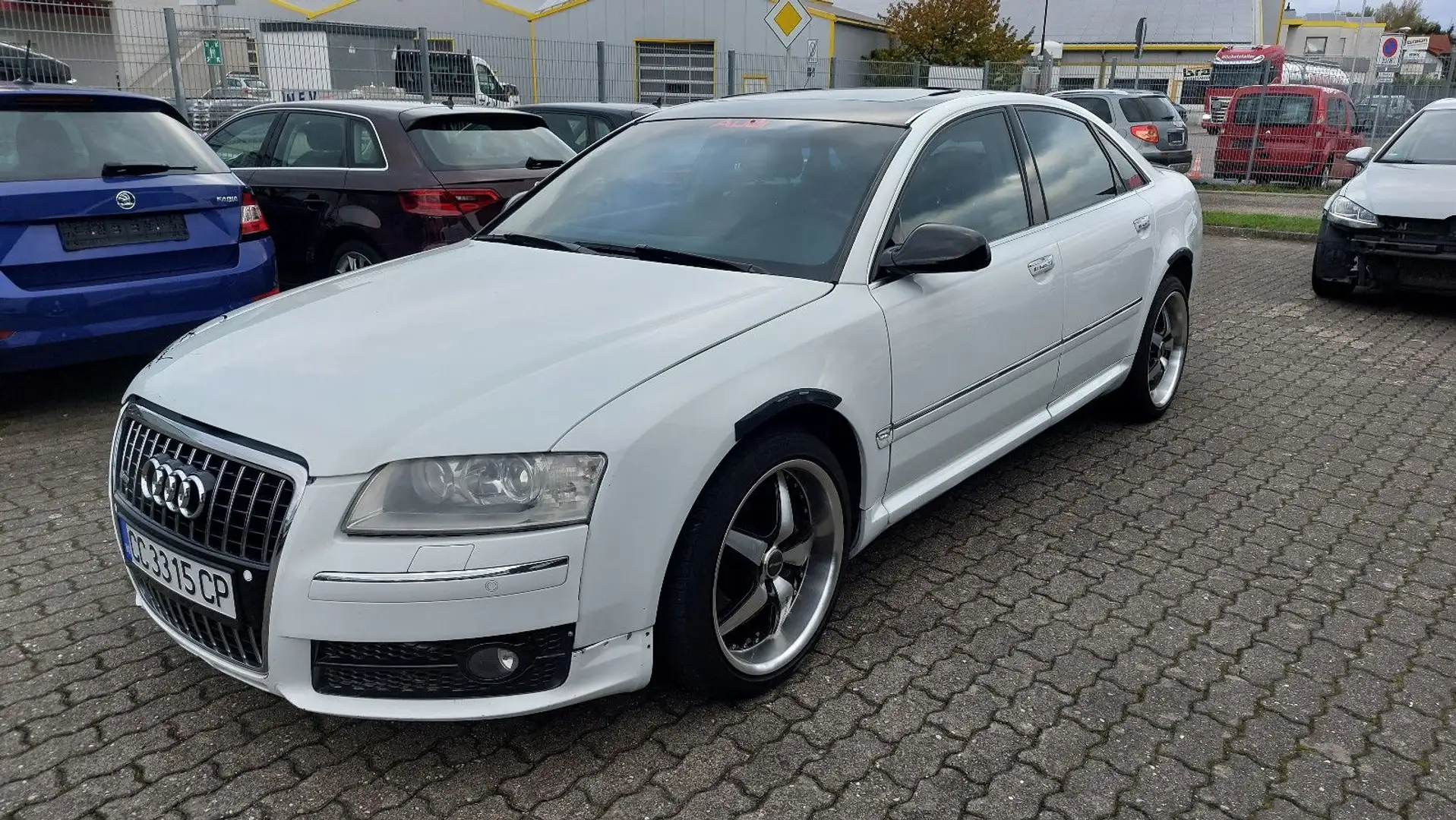 Audi A8 4.0 TDI quattro Weiß - 1
