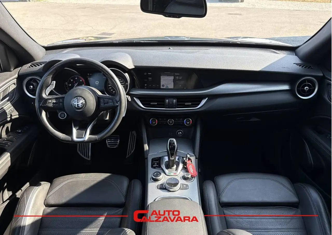 Alfa Romeo Stelvio 2021 — фото 12