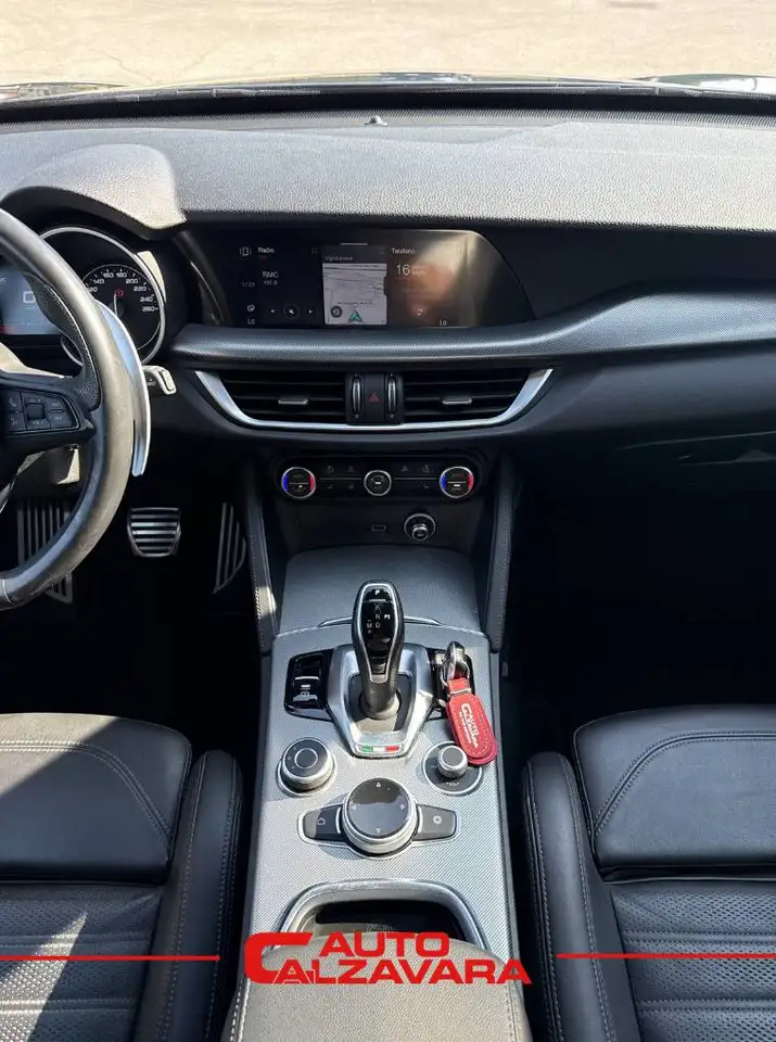 Alfa Romeo Stelvio 2021 — фото 15