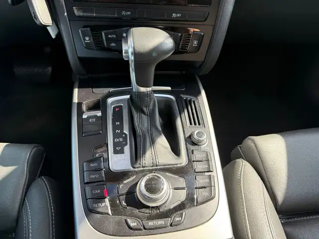 Audi A4 view 14