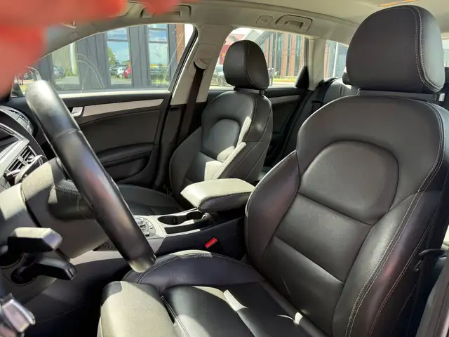 Audi A4 view 12