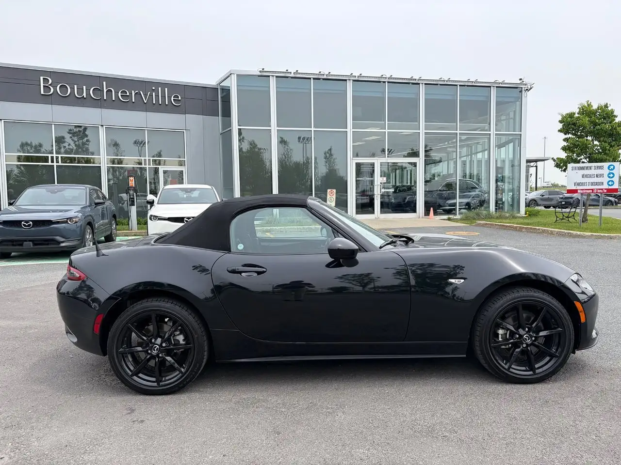Mazda MX-5 Miata снимка Mazda MX-5 Miata