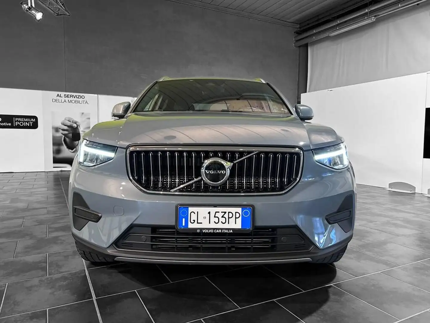 Volvo XC40 1.5 t4 recharge phev Core auto Gris - 2