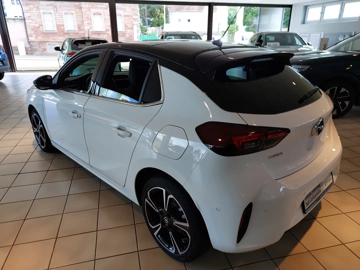 Opel Corsa Ultimate Weiß - 2