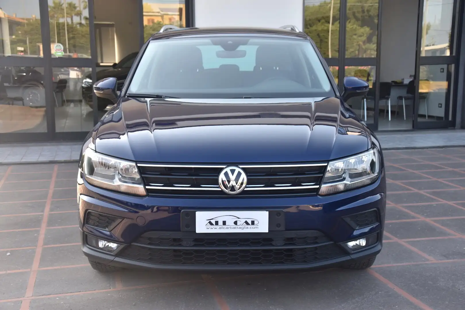 Volkswagen Tiguan 2.0 TDI SCR DSG 4MOTION Business BMT Blu/Azzurro - 2