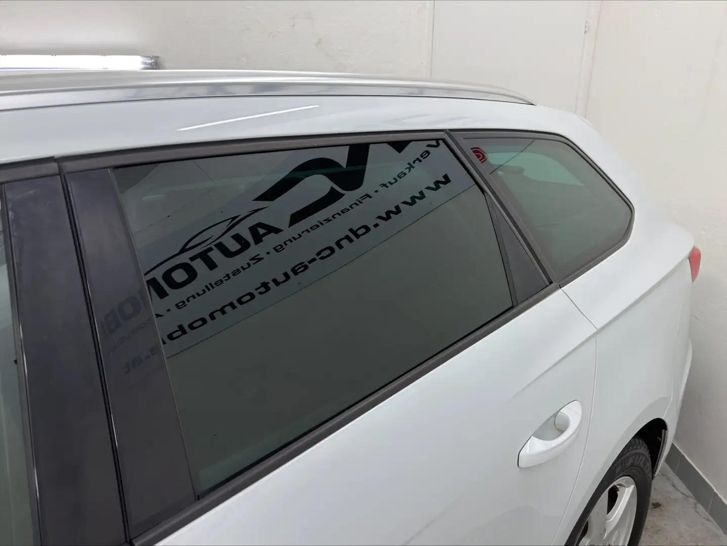 SEAT Leon ST Style 1,6 TDI CR Start-Stop*LED*SHZ* Weiß - 2