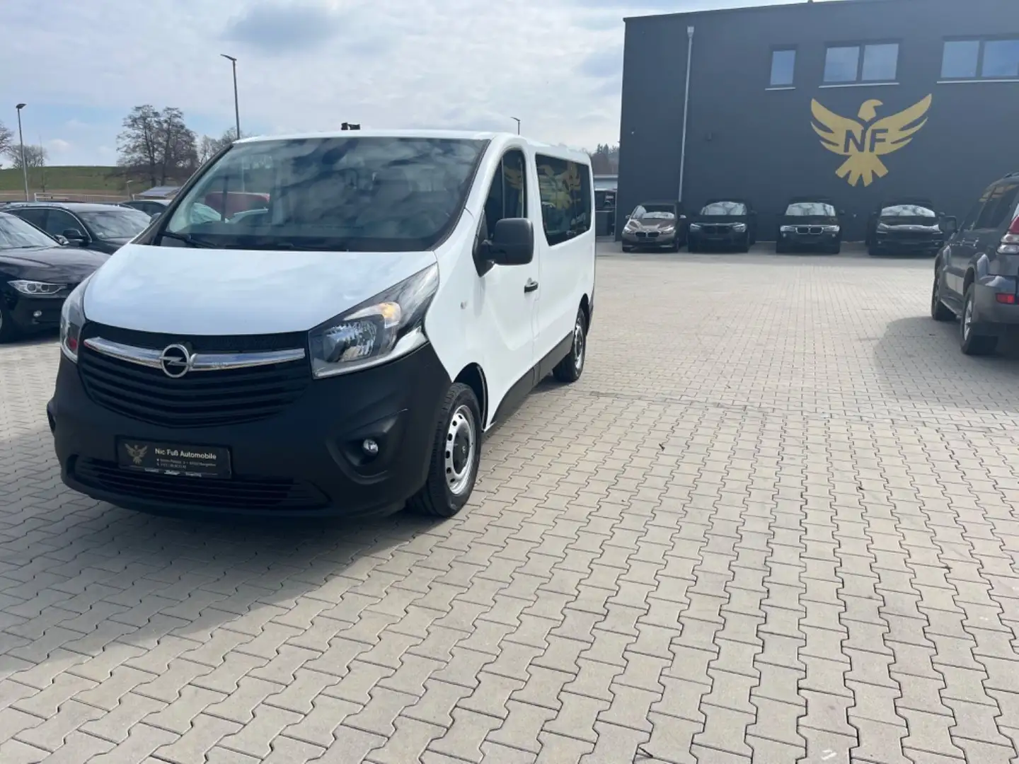 Opel Vivaro B Kombi L1H1  2,7t 1.6Diesel,AHK,Klima,Fe Blanc - 1