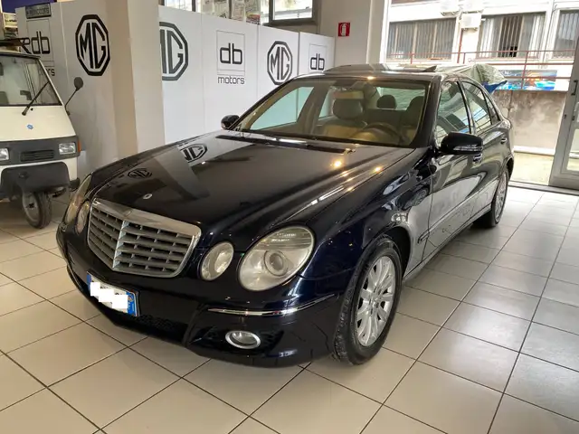 Mercedes-Benz E 320 cdi EVO Avantgarde UNICO PROPRIETARIO!! 158000