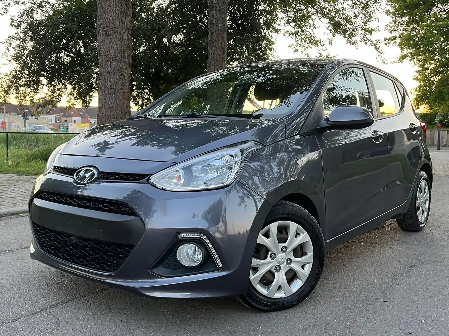Hyundai i10 1.0i GO! - 1