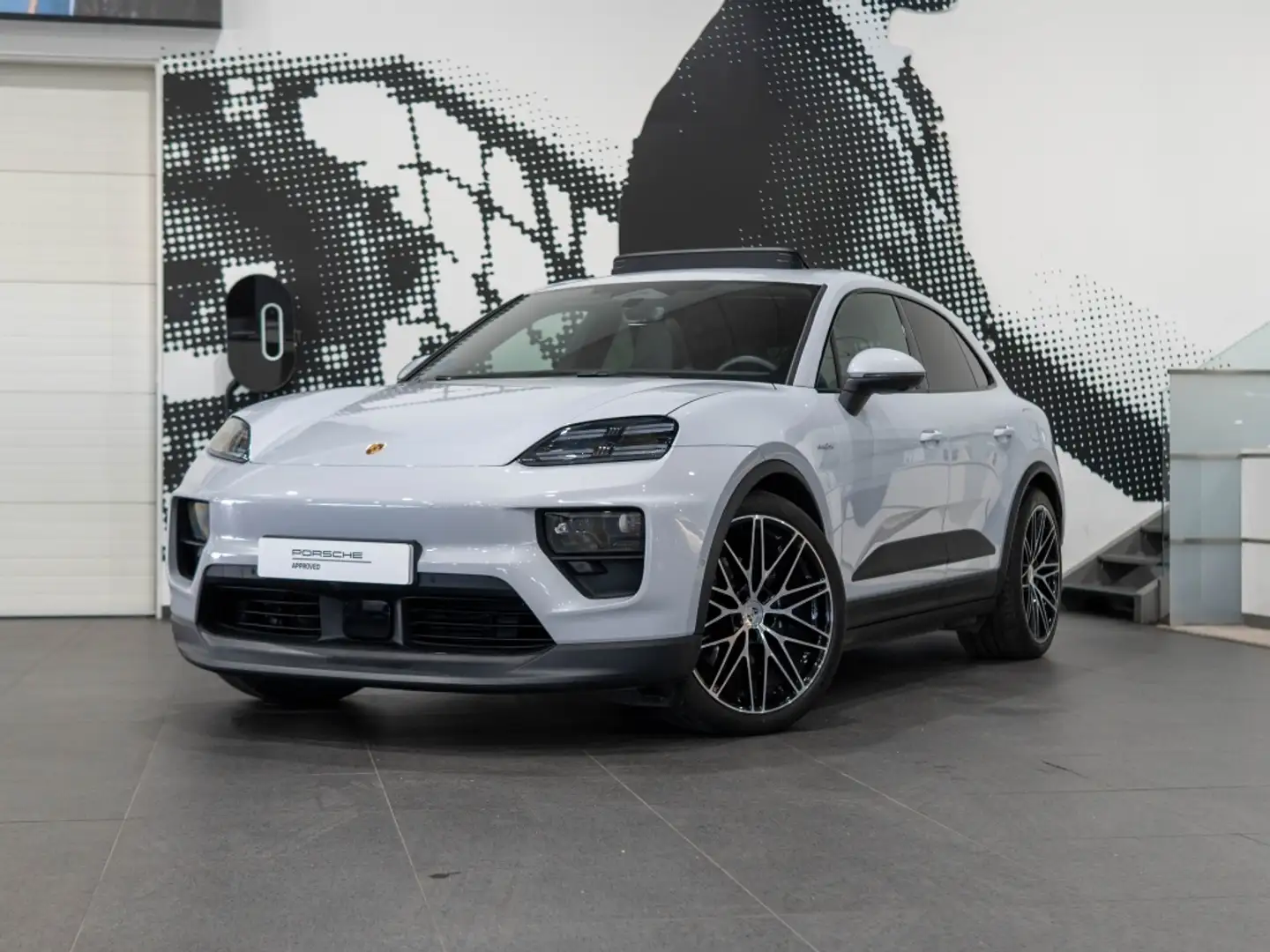 Porsche Macan 4 Grijs - 1