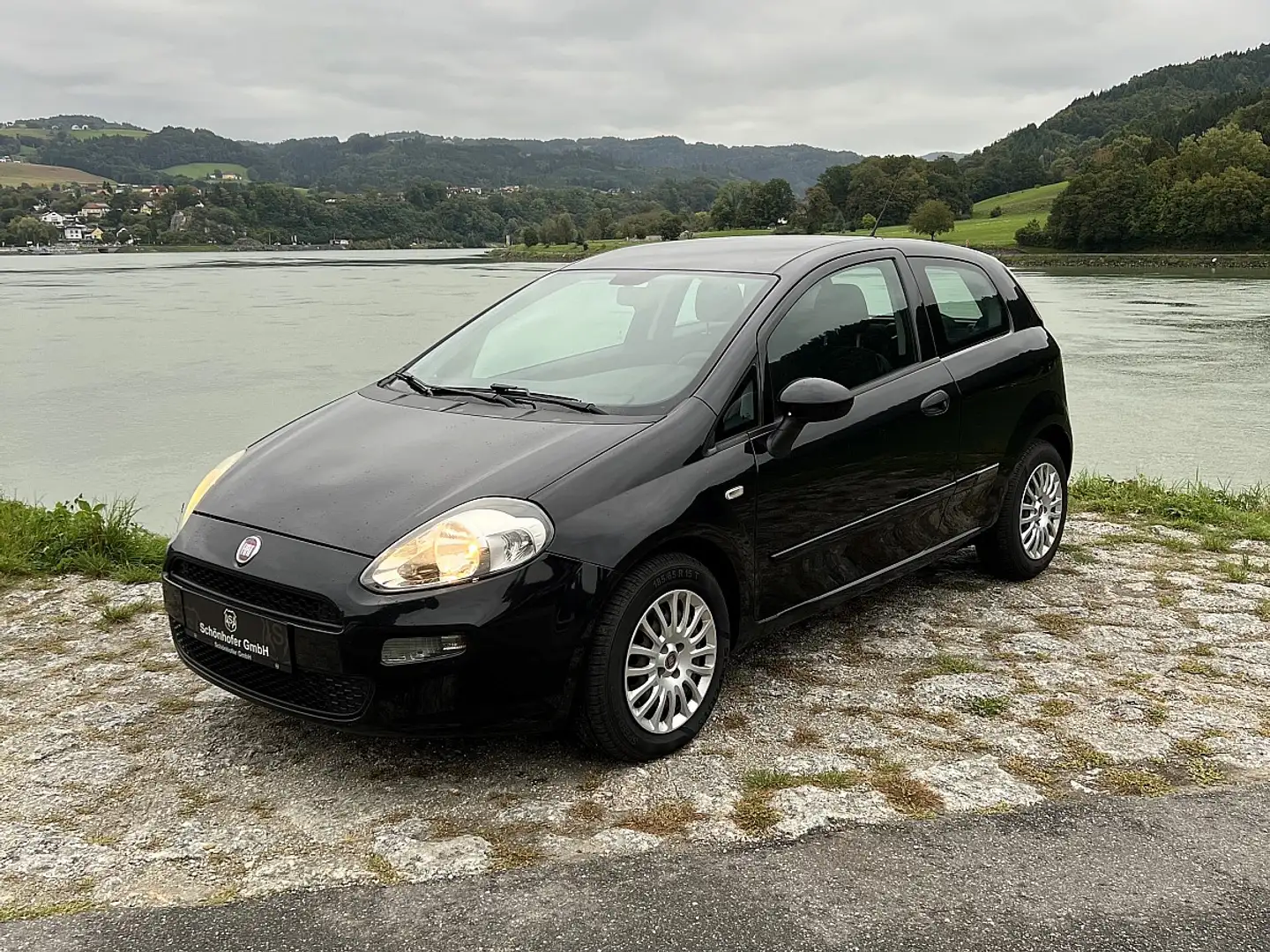 Fiat Punto 1,2 69 Pop Schwarz - 1