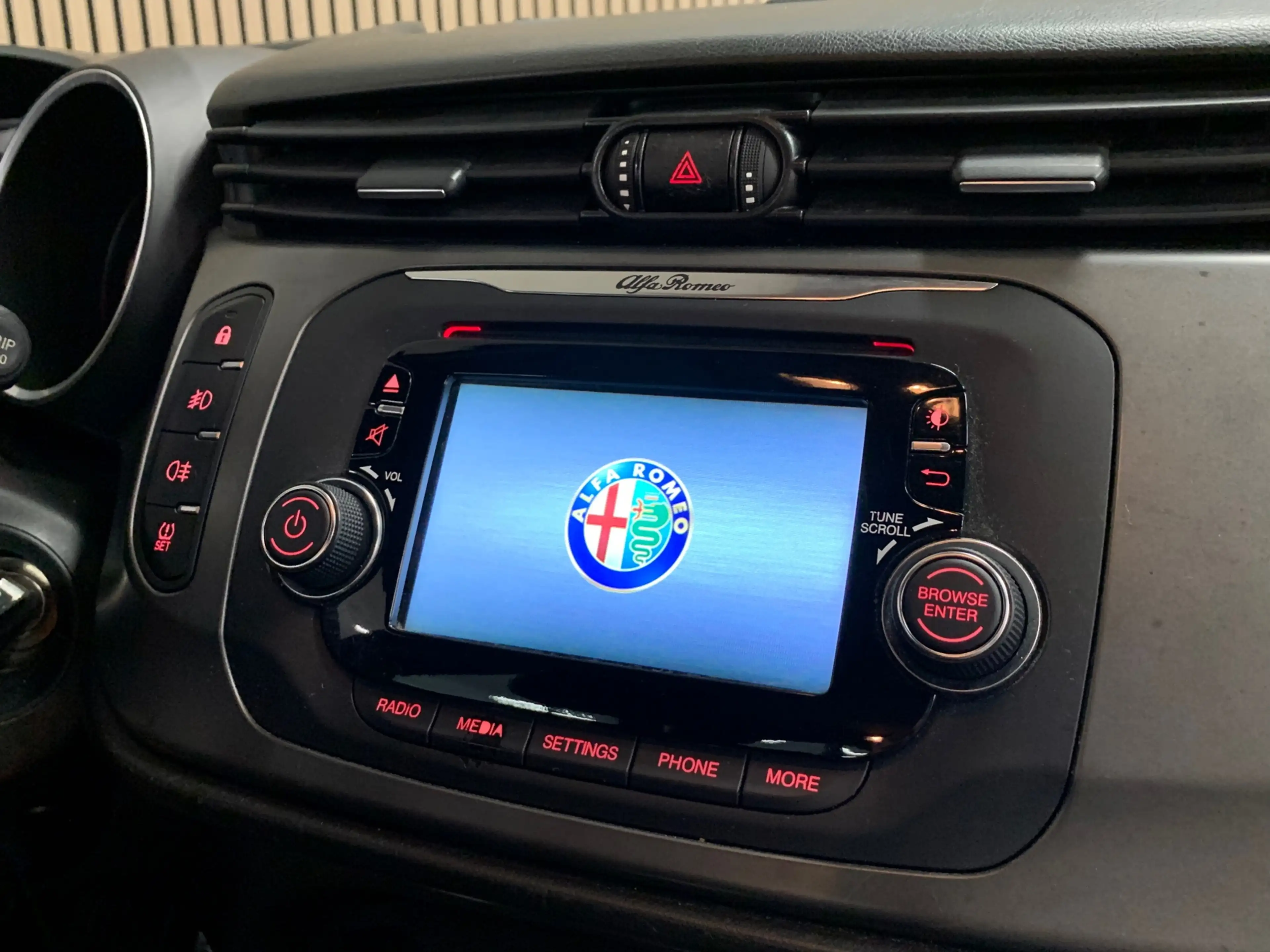 Alfa Romeo Giulietta 1.4 T Distinctive|Airco| — photo 15