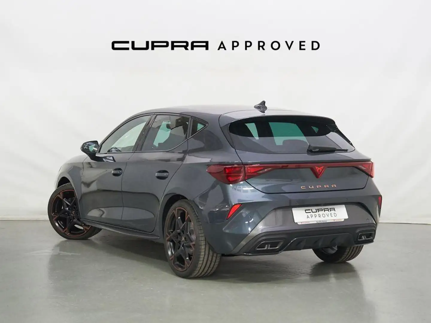 CUPRA Leon 1.5 eTSI 110 DSG Gris - 2